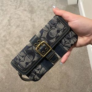 vintage coach wristlet